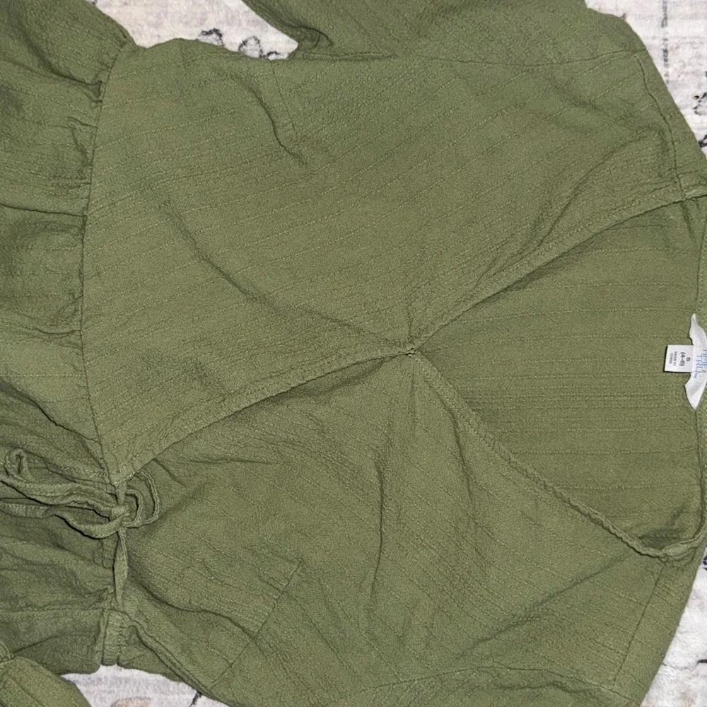 Time and Tru (s) Olive Green Women's Top - Picture 2 of 4